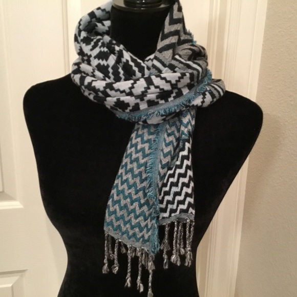 Sacred Threads blue and green bohemian print viscose scarf - Picture 1 of 9